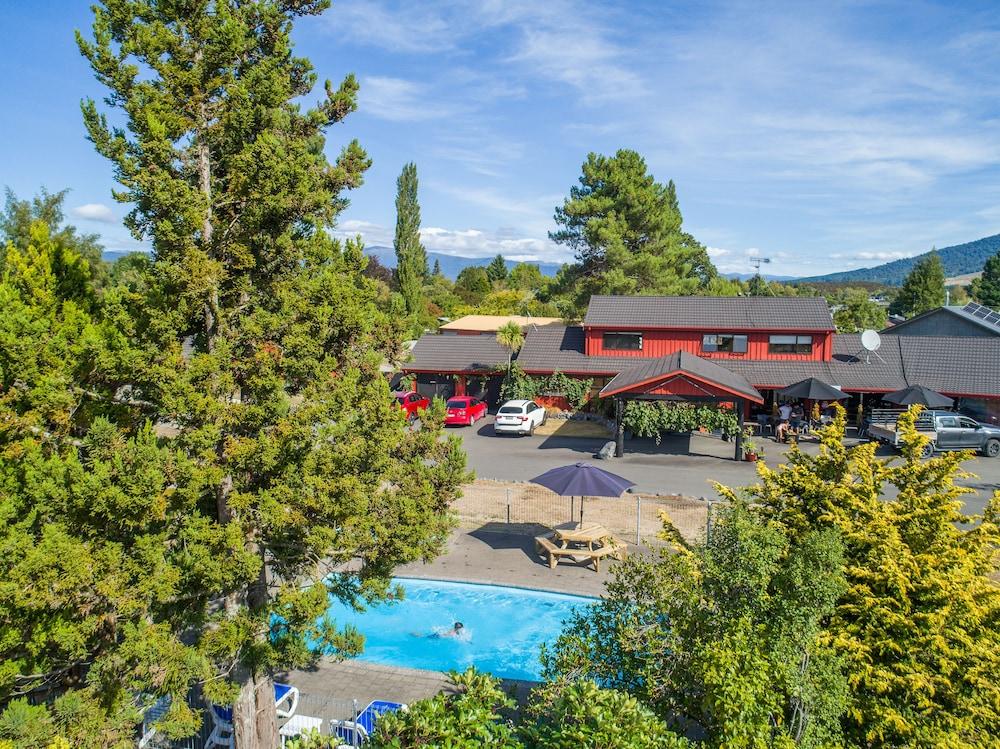 Parklands Motorlodge & Holiday Park Turangi Exterior foto